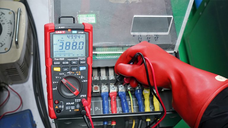 Đo điện áp và tần số
