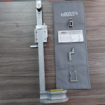 Thước đo cao cơ khí Insize 1250-300 (300mm/0.02mm) Thước đo cao cơ khí Insize 1250-300